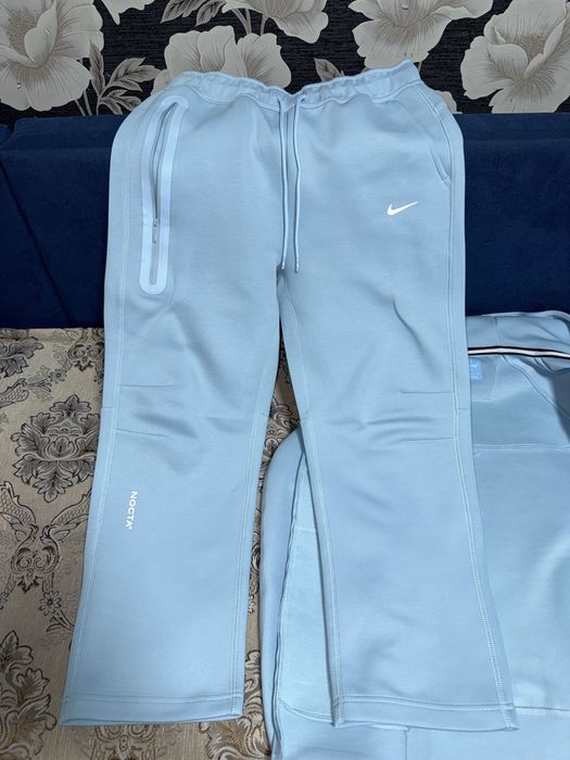 Nike Tech Fleece Голубого цвета