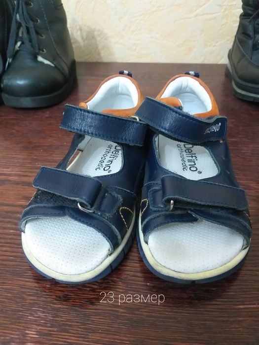 Детская обувь разных размеров