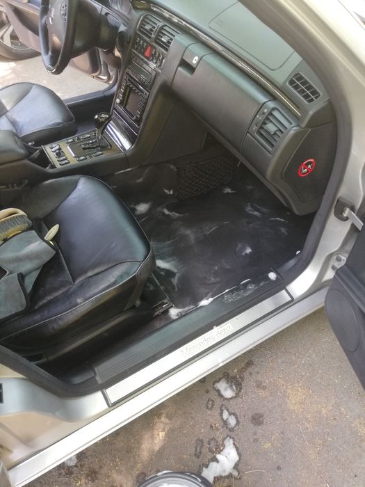 Химчистка авто на выезд