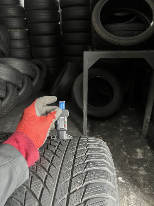 4 anvelope iarna 225/55/17 , Bridgestone , RunFlat!