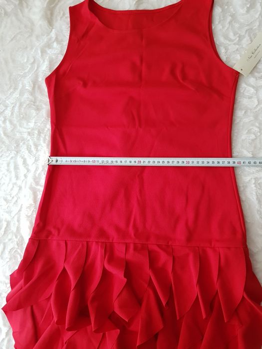 Разпродажба от затворен бутик, Рокли, нови