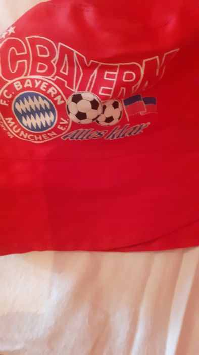 Шапка на Байерн Мюнхен.