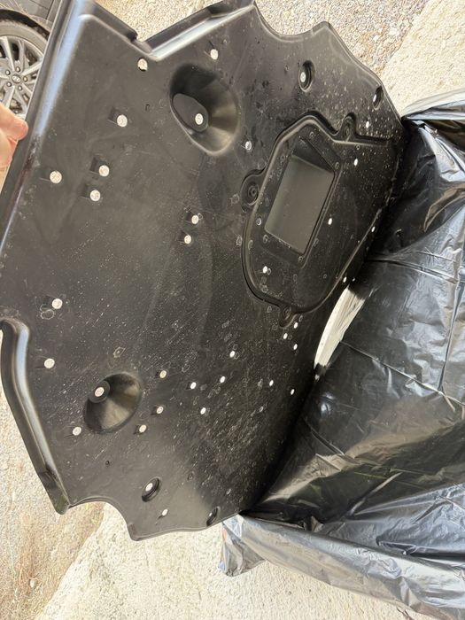 Прода защиту поддона от камри 80