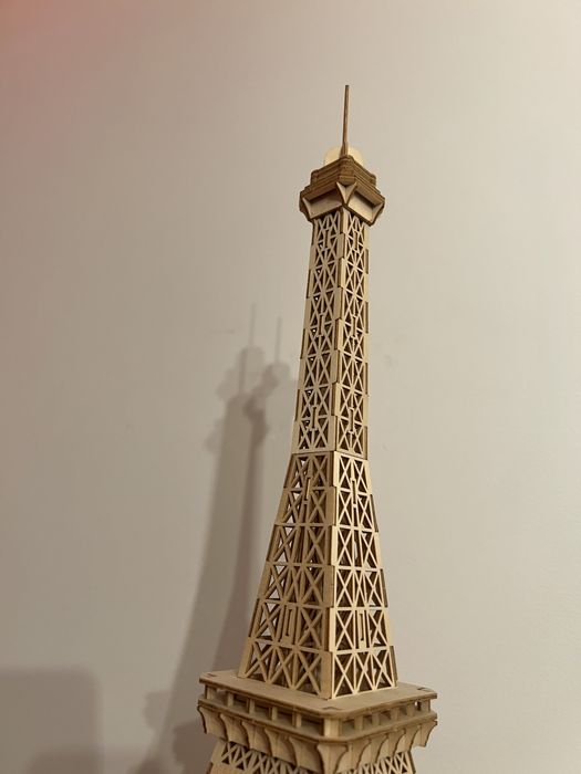 Macheta 3d Turnul Eiffel Puzzle 3d in stare impecabila