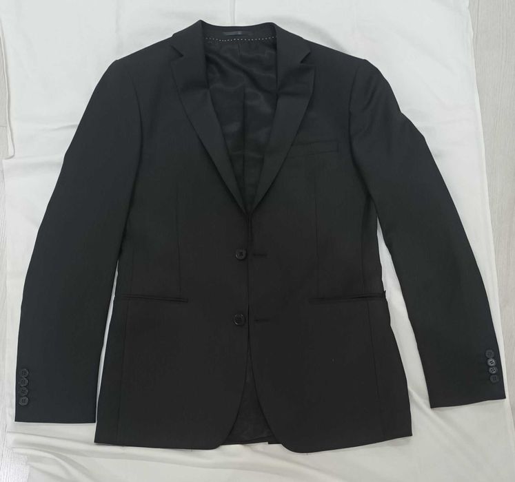 Оригинален мъжки костюм Andrews размер 46(М) сако,панталон,вратовръзка