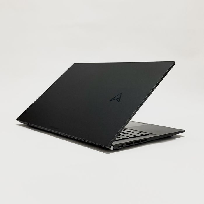 ASUS ZenBook 14/2.8K OLED/Ryzen 5 5625U/16GB 4267MHz/512GB NVMe
