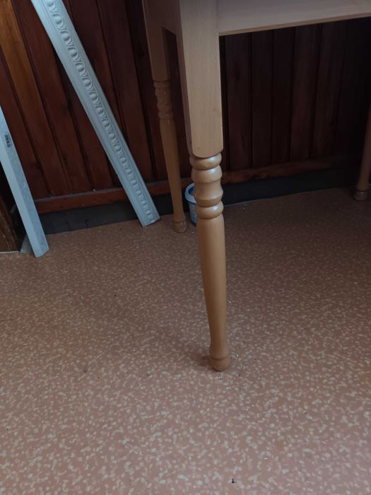 Голяма дървена кухненска маса 80/90см- уникална, правена по поръчка!