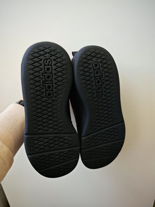 Маратонки  Adidas 34 номер