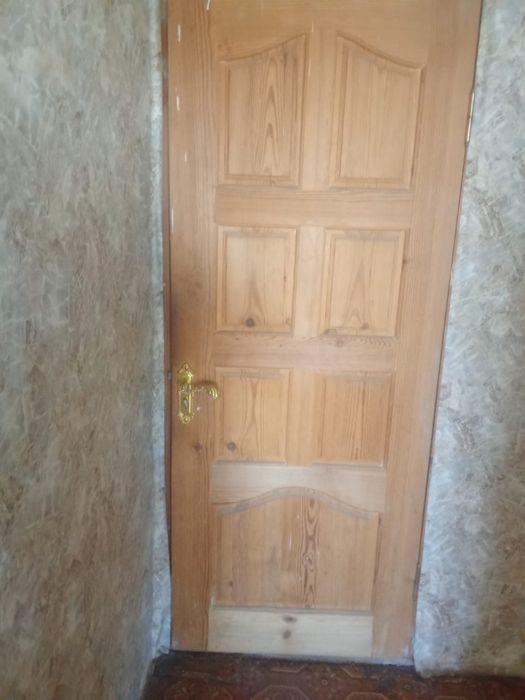 Продам деревянные двери