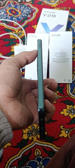 Vivo y 28 8/128 yangi ayol kishi ishlatyabti