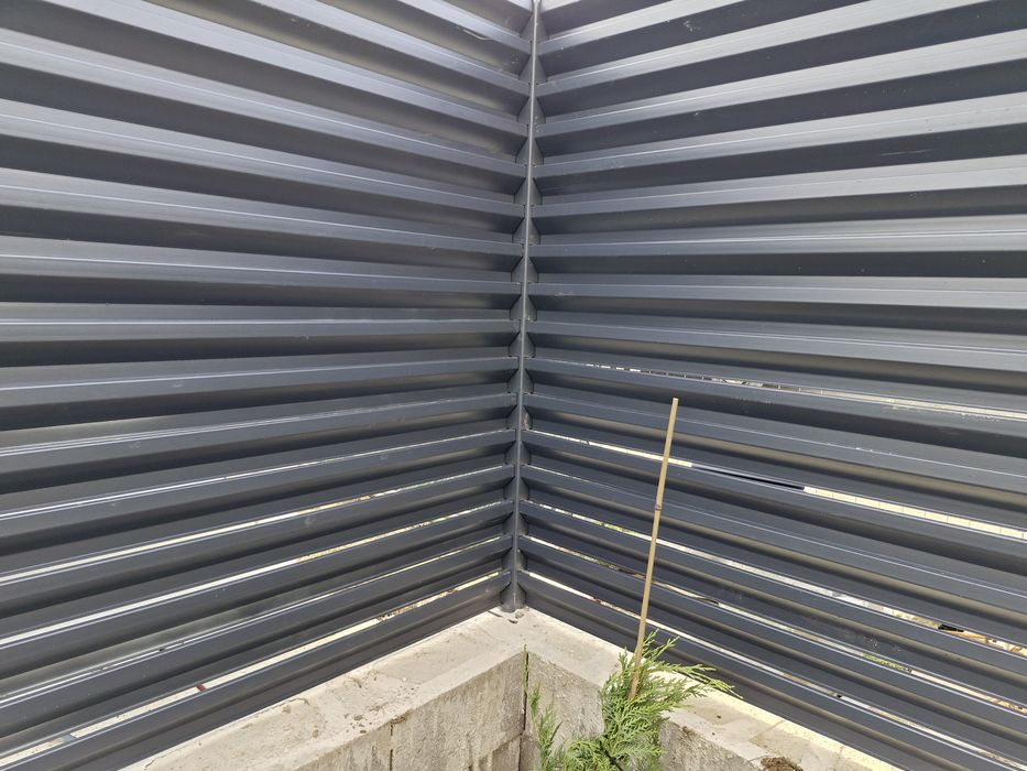 Ламелна метална ограда