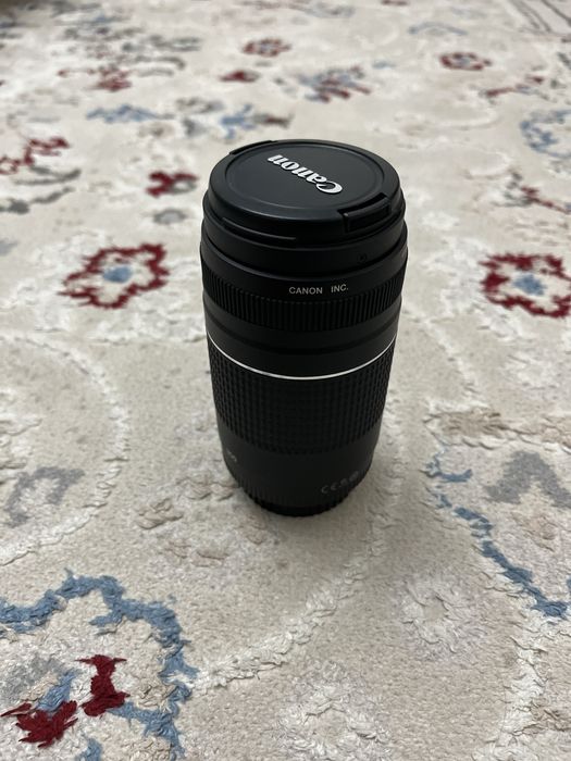 Объектив Canon EF 75-300mm