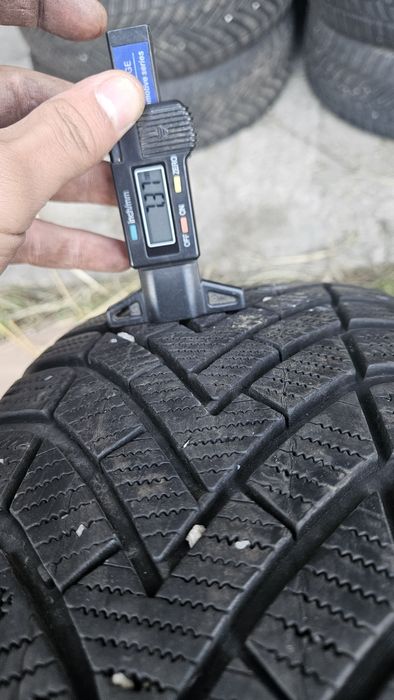 2бр гуми 205 60 16 дот 21 вредещайн