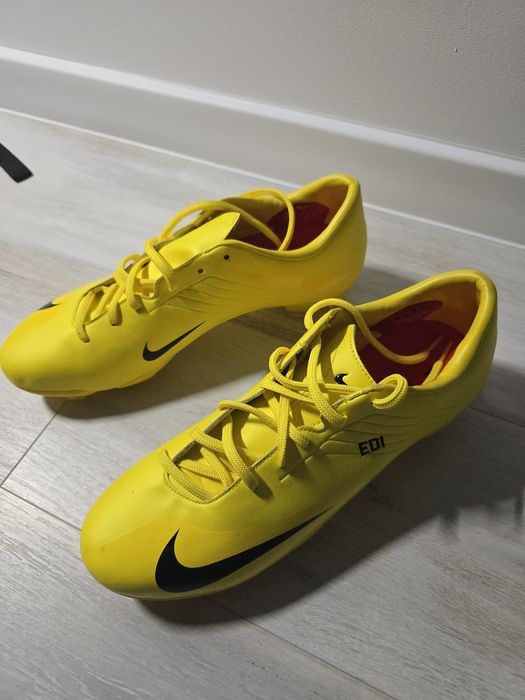 Nike Mercurial Talaria V personalizați cu numele EDI