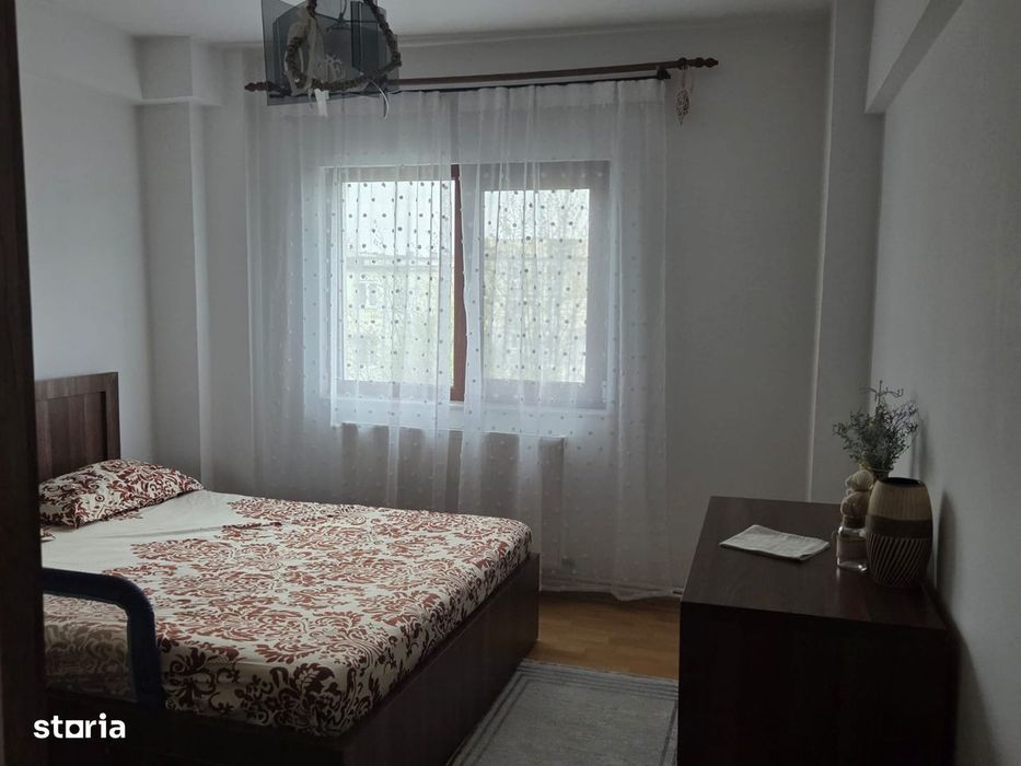 3 camere Trivale , Decomandat / Centrală , mobilat / utilat