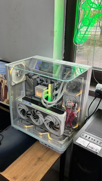 Игровой системный блок/Ryzen 7-7800X3D/64Gb DDR5/2Tb/RTX4080 Super