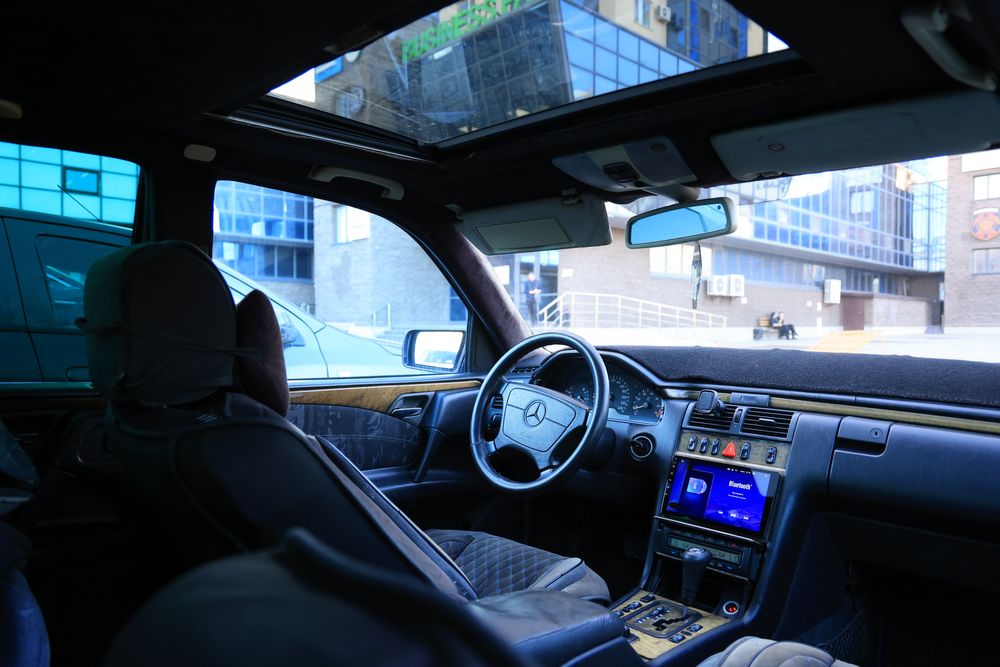 Продам Mersedes-Benz E280