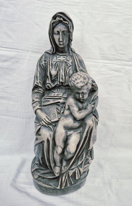 Statuetă Michelangelo Buonarrati Madonna Fecioara Maria cu Pruncul Iisus Sedes Sapientiae din rășină, anii 1950.