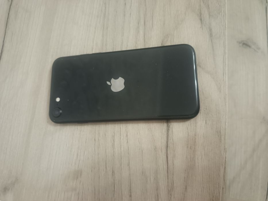 iPhone s e 128 Черный ёмкость 74