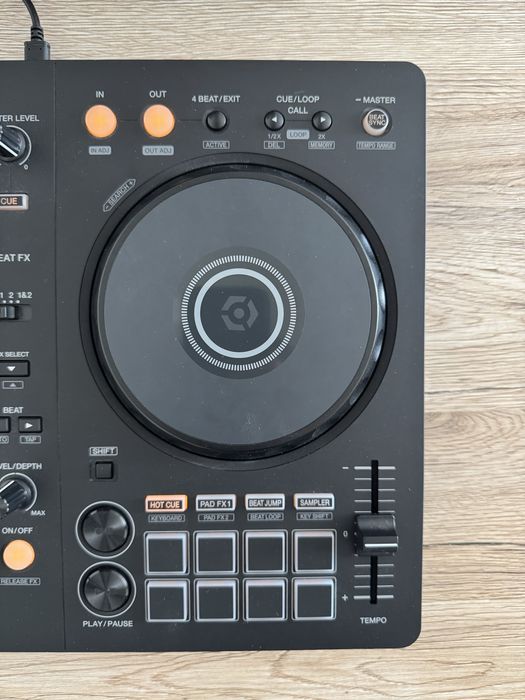 Controller DJ Pioneer DDJ-FLX4 – 2 canale
