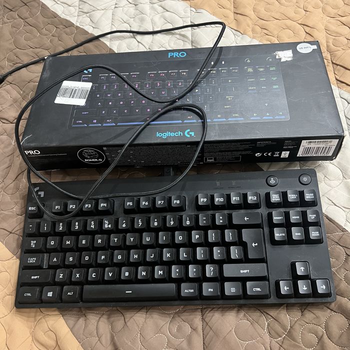 Клавиатура Logitech Pro