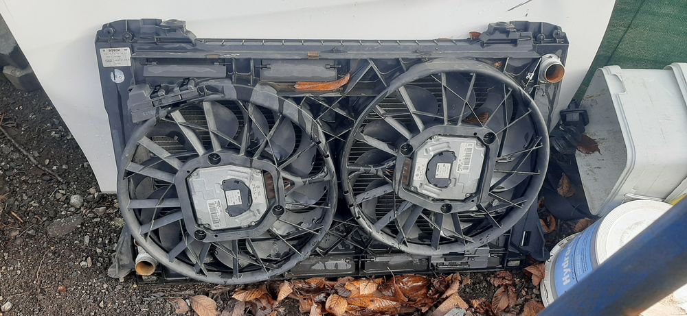 Радиатор с перки ауди а8 д3 4.0 тди