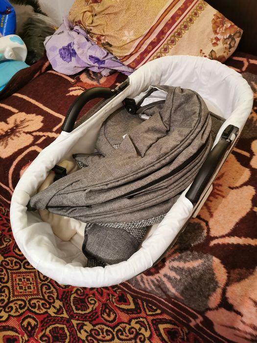 Бебешка количка лорели