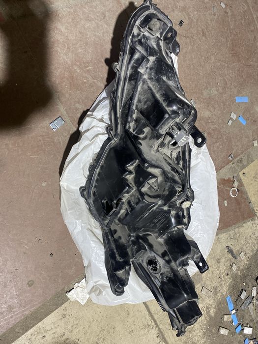 Продам фары на камри 70