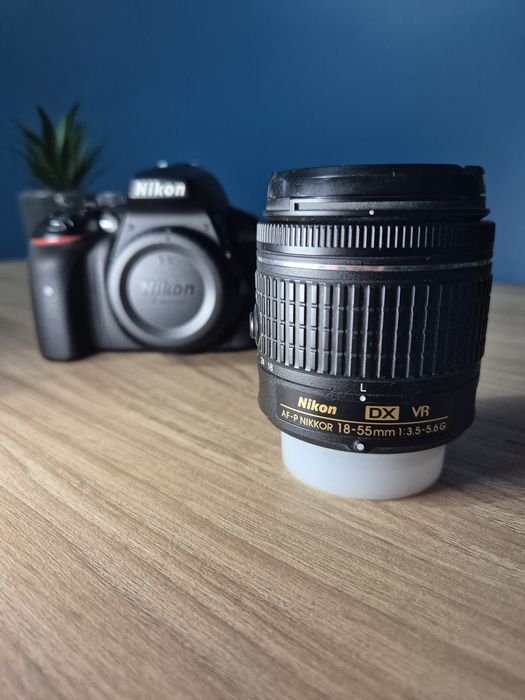 Фотоапарат Nikon D5300 DSLR + Nikkor 18-55mm