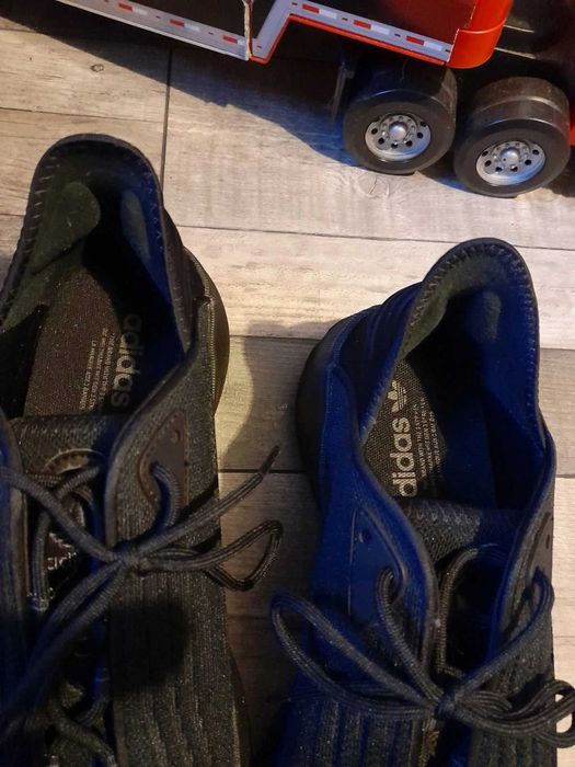 Маратонки  Adidas  UK12 EU47