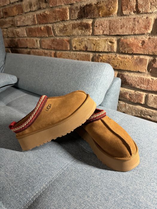 Ugg tazz 2 originali noi marimea 37