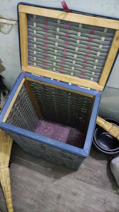 Kiyim va kirlar uchun korzinka