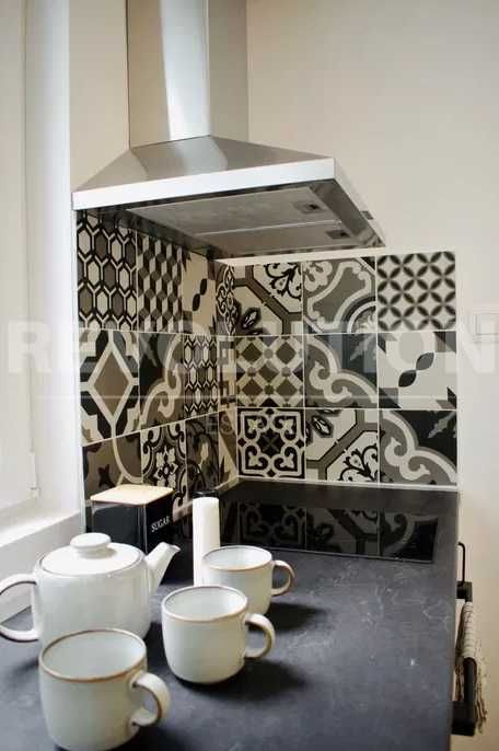 Дава се под наем Тристаен апартамент в Варна, Център - 70 кв.м за 816 € - Снимка #3