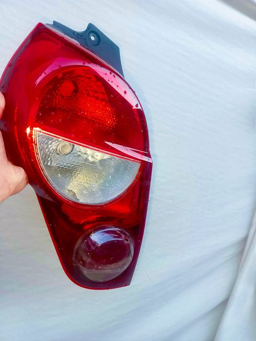 Spark orqa fara chap tomoni