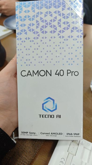 Tecno Camon 40 Pro 256Gb