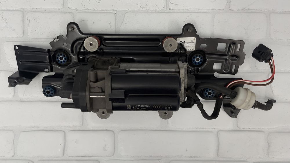 Компресор въздушно окачване AUDI Q5 SQ5 FY 80A616005E