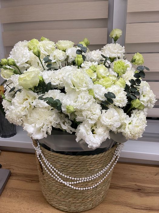 Свежие Цветы Эустомы