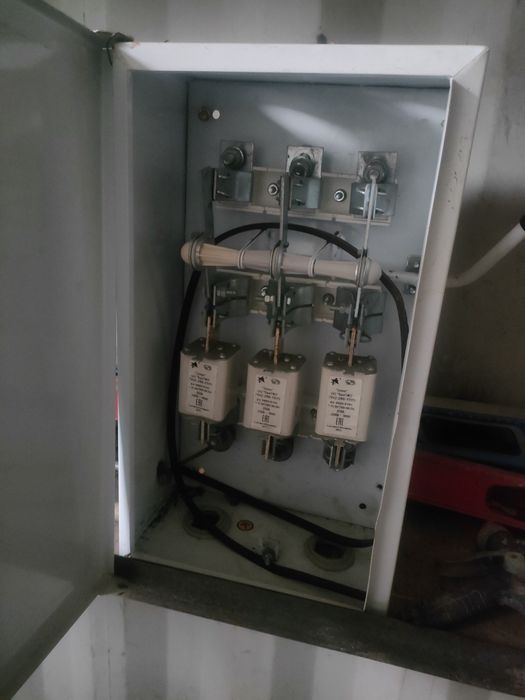 Щит рубильник на380В