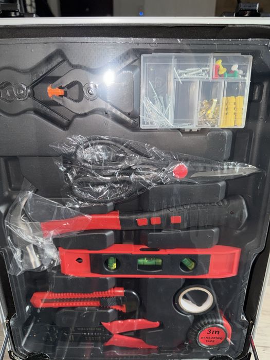 Trusa de scule keltin - 187 piese \ valiza aluminiu cu roti