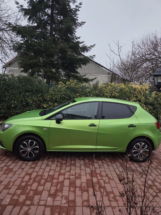 Vand Seat Ibiza 
 An fabricatie 2013
Unic proprietar