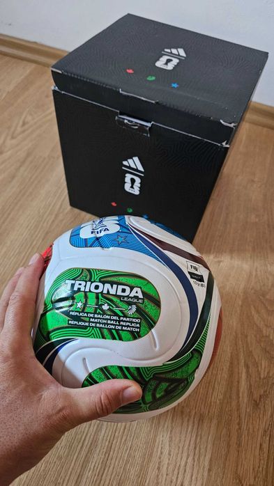 Minge Adidas FIFA 2026