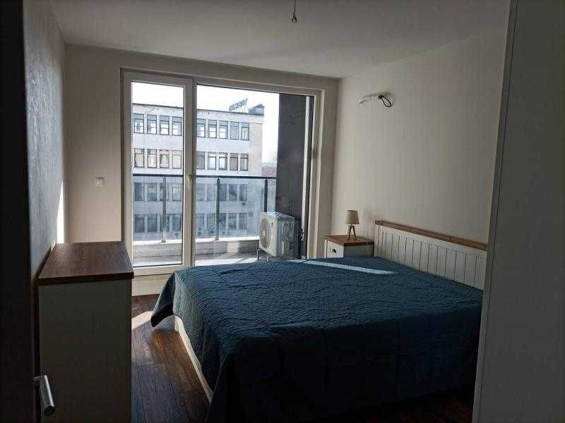 Стилно обзаведен двустаен апартамент в центъра на града