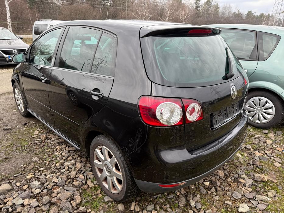 Volkswagen golf 5 plus