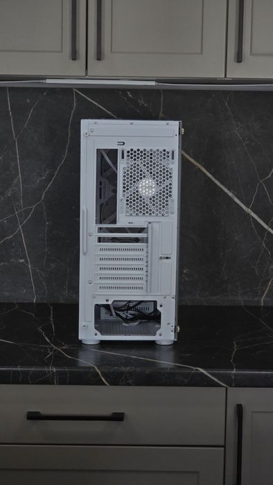 Carcasa PC Pro Gaming Hive White, Middle Tower, ATX, fara sursa, 4x ARGB FAN + Controller ARGB