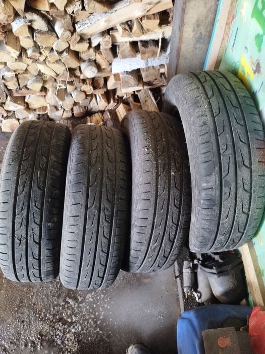 Продам резину на 15 в хорошем состоянии