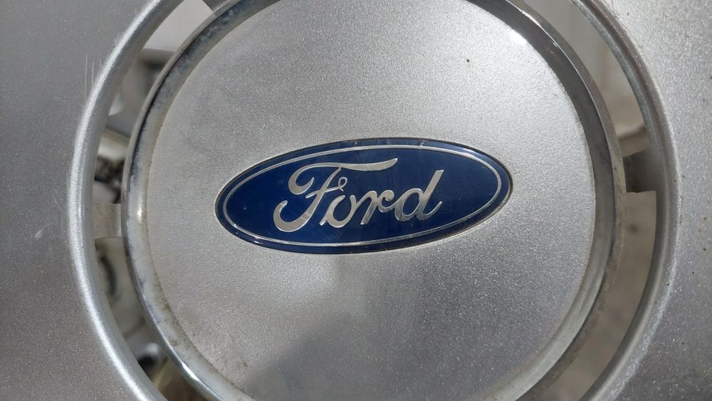 Capace roti originale Ford  R16
