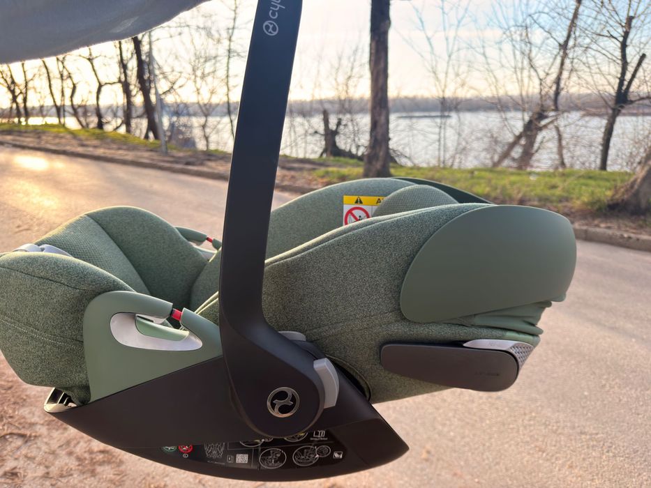 Cybex Claud T детско столче