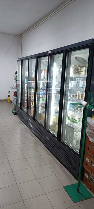 Vitrina frigorifica verticala cu 4 usi - Maxima 4DR / Refrigerare