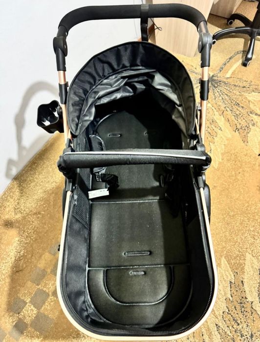 Продам детскую коляску