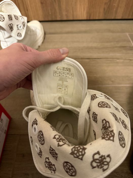 Дамски бели боти Guess